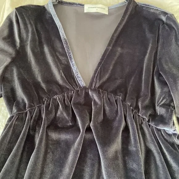 NWT GOODNIGHT MACAROON GREY VELVET DRESS SIZE SMALL - Picture 4 of 6